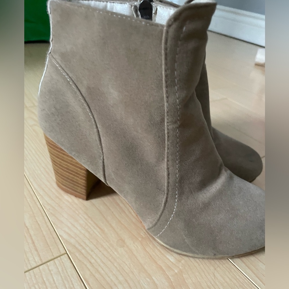 Ankle booties
